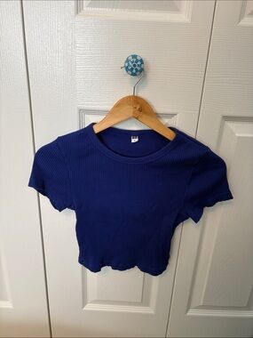 Uniqlo Royal Blue Ribbed Short Sleeve Crop Tee